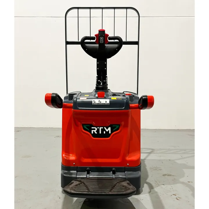 Transpaleta Eléctrica Litio RTM CBD 20-25-30 A2FLIH – Rápida y Versátil con Plataforma - detalle de máquina